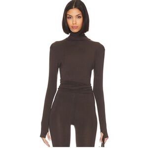 Norma Kamali Turtle Long Sleeve Fitted Slim Top Minimalist Chocolate Brown Large